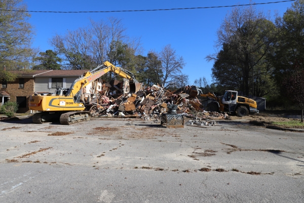 Banner Image of Pin Oaks